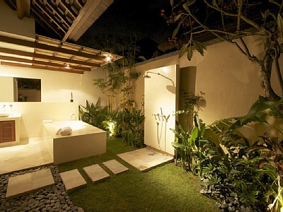 Bathroom Garden.jpg